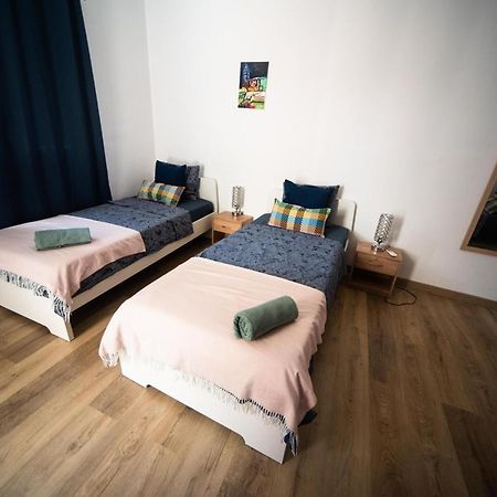 By Port Vell Rooms Barcelona Luaran gambar