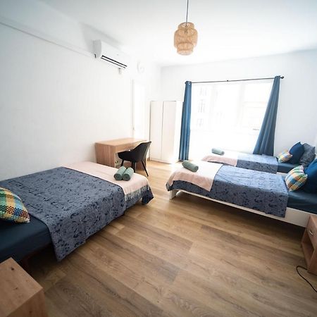 By Port Vell Rooms Barcelona Luaran gambar