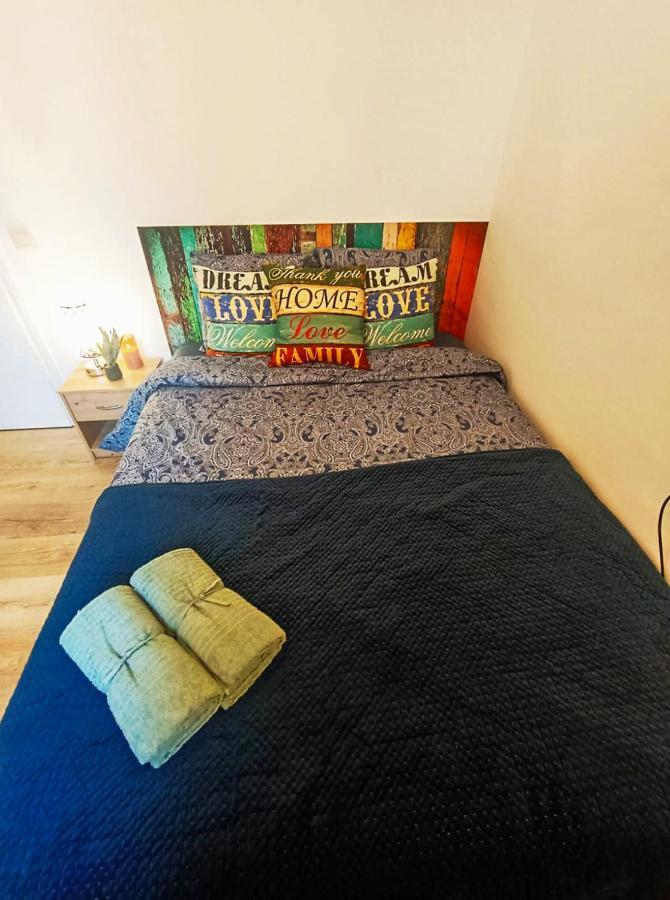By Port Vell Rooms Barcelona Luaran gambar