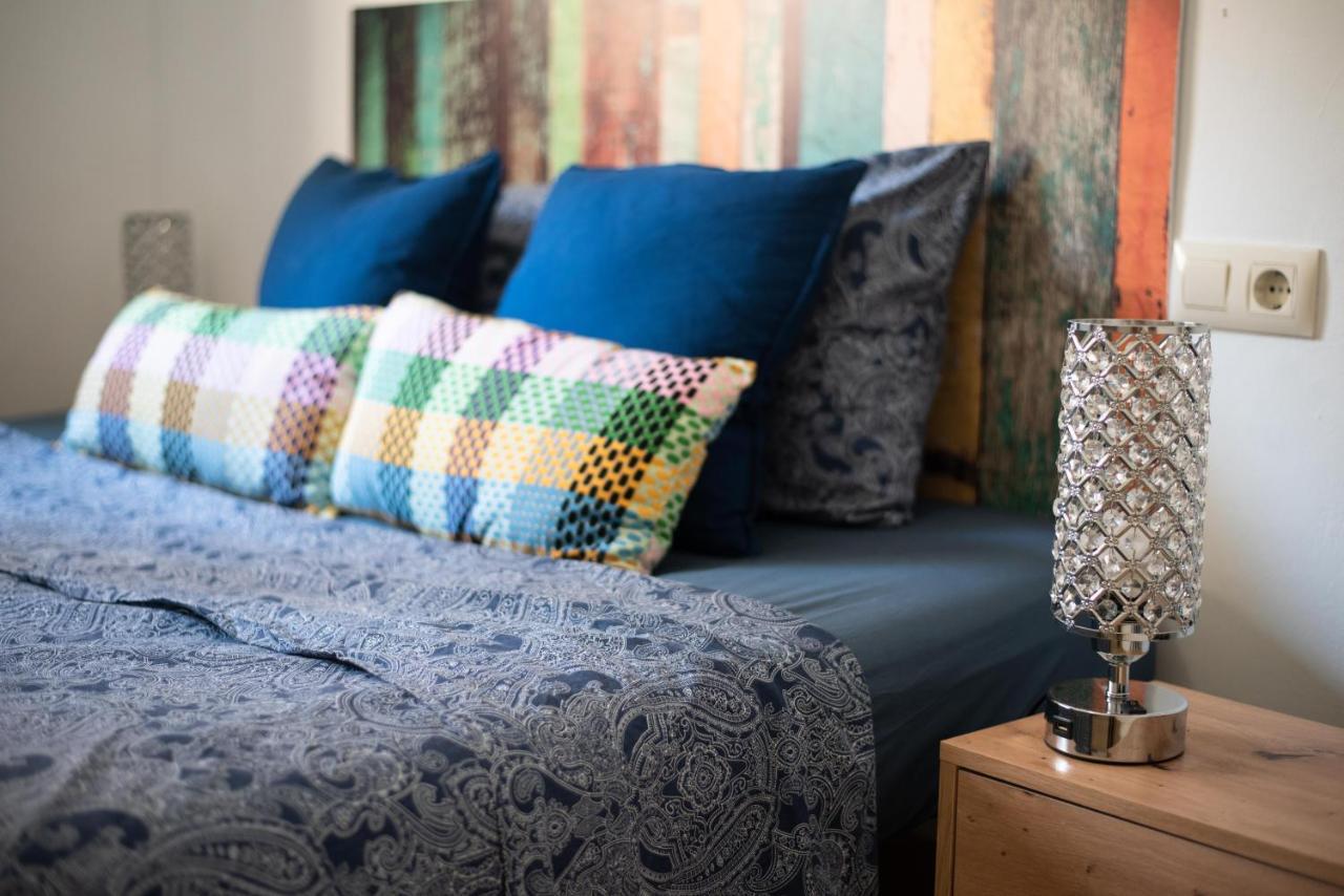 By Port Vell Rooms Barcelona Luaran gambar