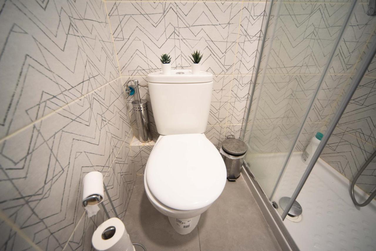 By Port Vell Rooms Barcelona Luaran gambar